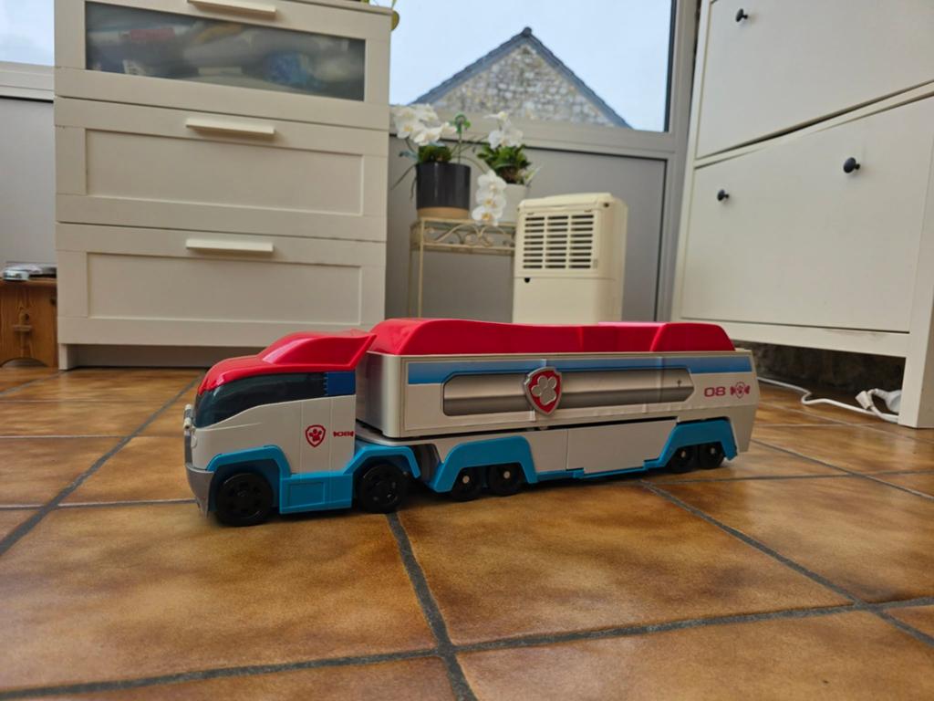Camion transporteur 2 en 1 pat patrouille