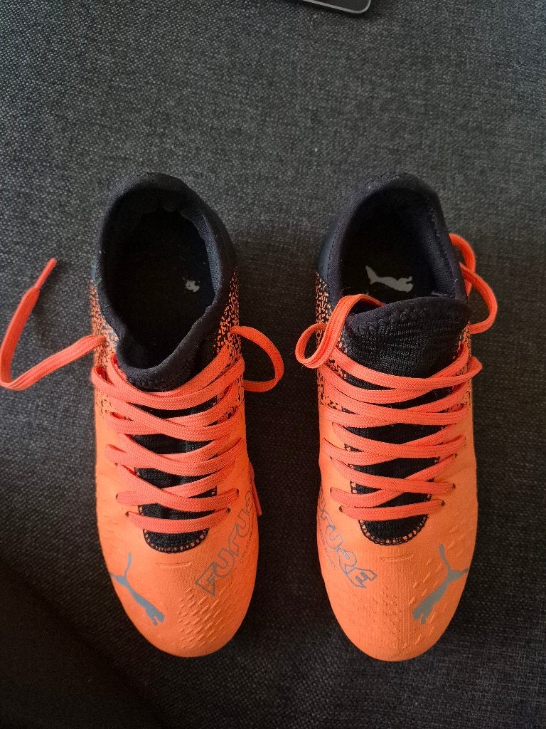 Chaussures de football Puma-Enfant –Taille 36 – Comme neuves, Ophalen, Zo goed als nieuw, Schoenen