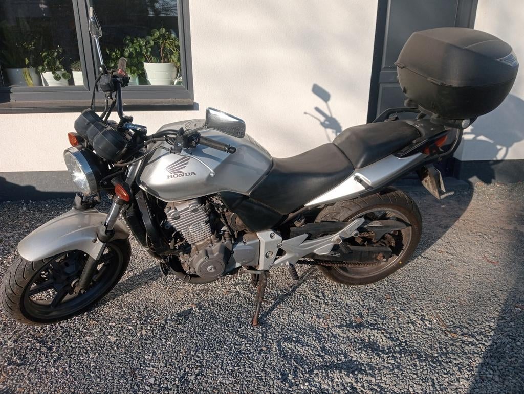 Zalige en betrouwbare cbf 500 Naked, Motoren, 2 cilinders, Occasion, 499 cc, Particulier