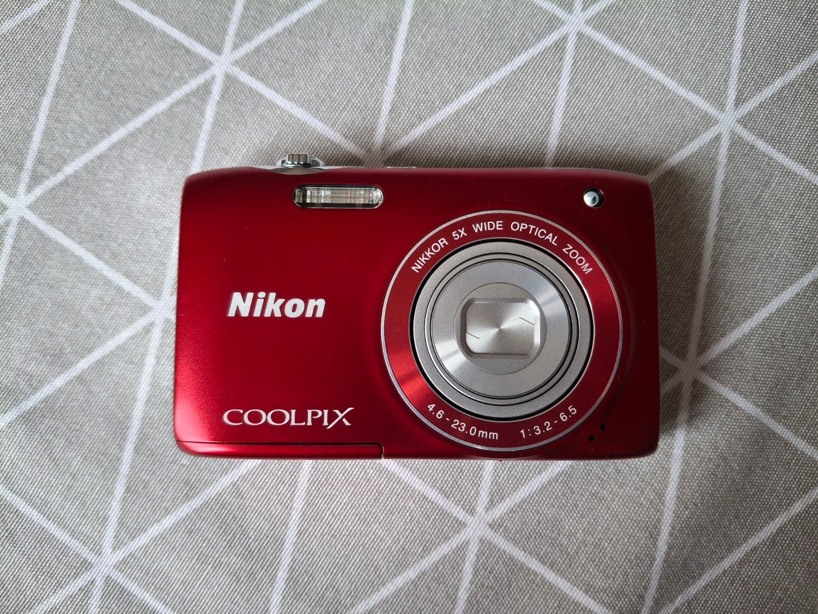 Nikon COOLPIX S3100 red, TV, Hi-fi & Vidéo, Enlèvement ou Envoi, Appareil photo compact, Nikon, 4 à 7 fois