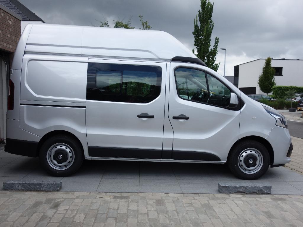 bestelwagen, Voorwielaandrijving, Stof, Euro 6, Grijs