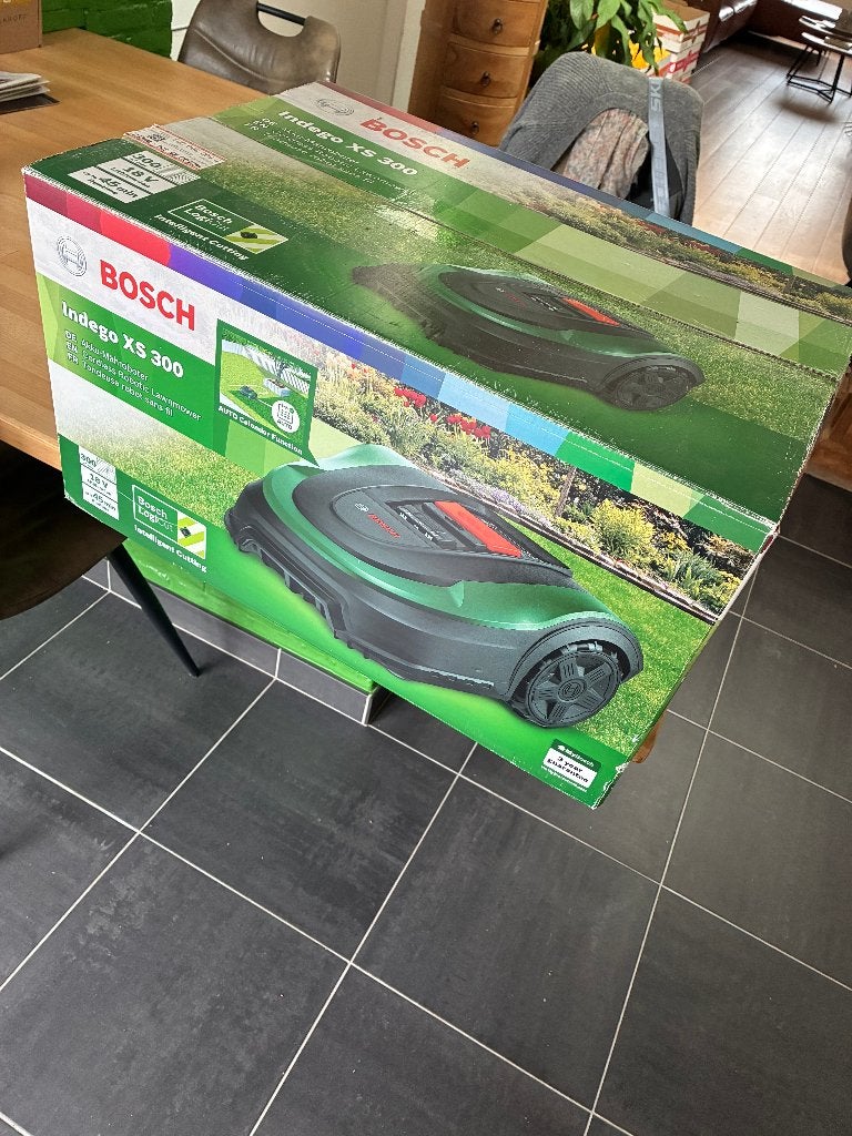 Bosch indego XS 300 robotmaaier, Enlèvement, Comme neuf, Moins de 20 cm, Bosch