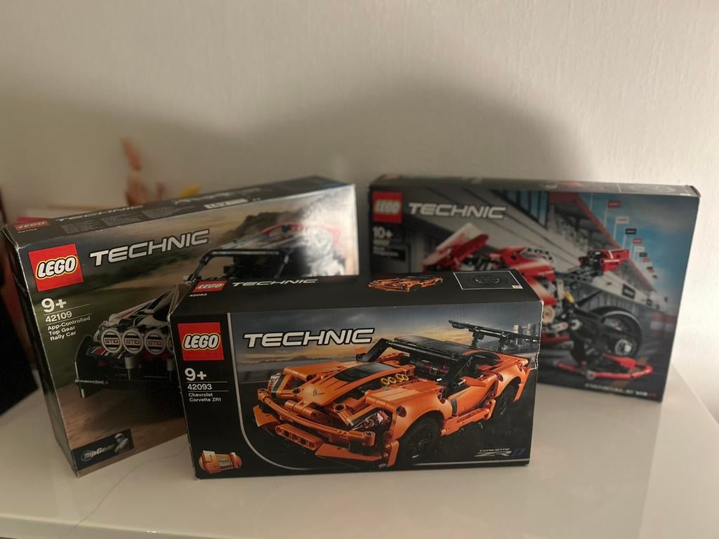 LEGO TECHNIC SETS     42109     42107     42093, Kinderen en Baby's, Speelgoed | Duplo en Lego, Zo goed als nieuw, Lego, Compleet