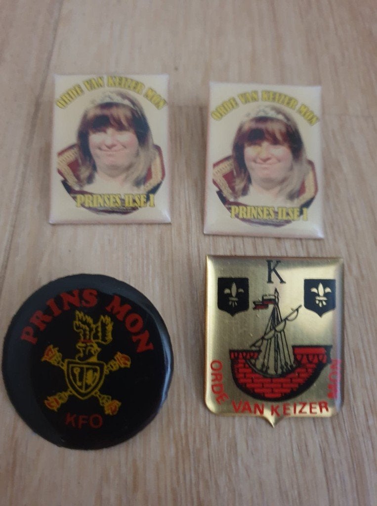 Carnaval pins Sinaai Orde van keizer Mon, Enlèvement ou Envoi