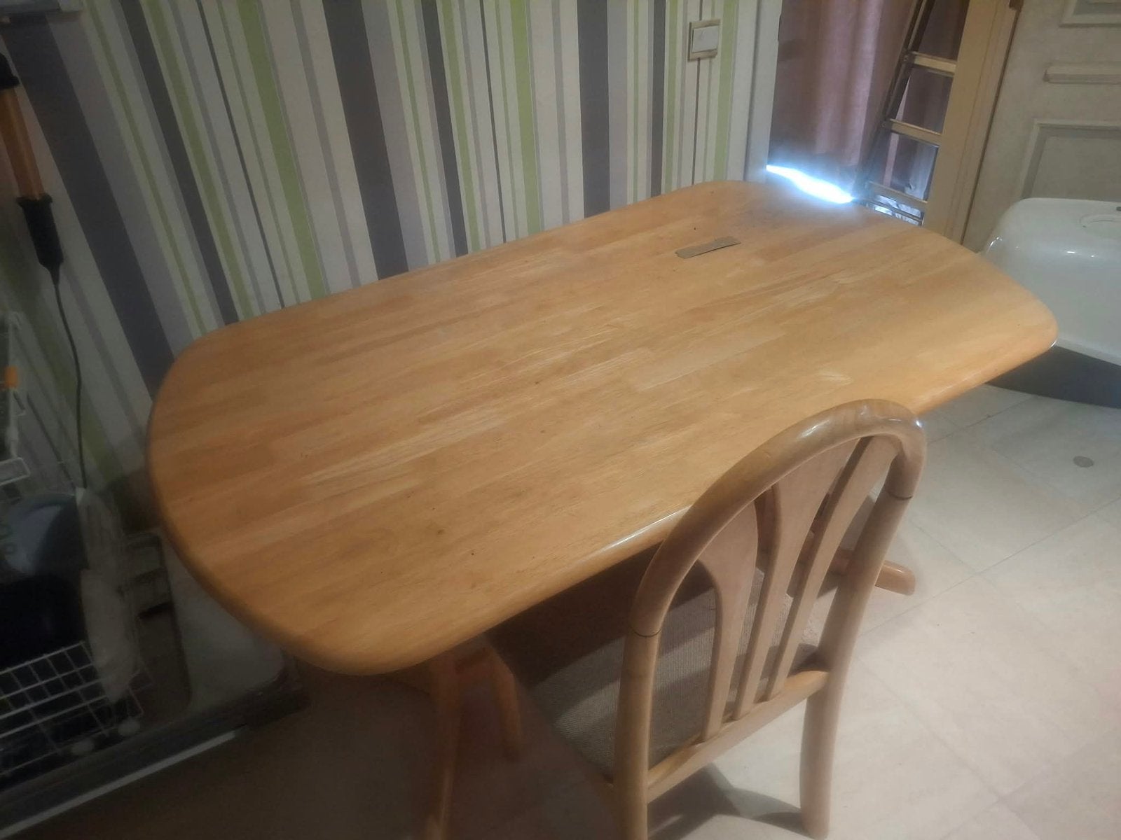 Table robuste + 4 chaises, Maison & Meubles, Tables | Tables à manger, 100 à 150 cm, Quatre personnes, Stevige tafel, Enlèvement