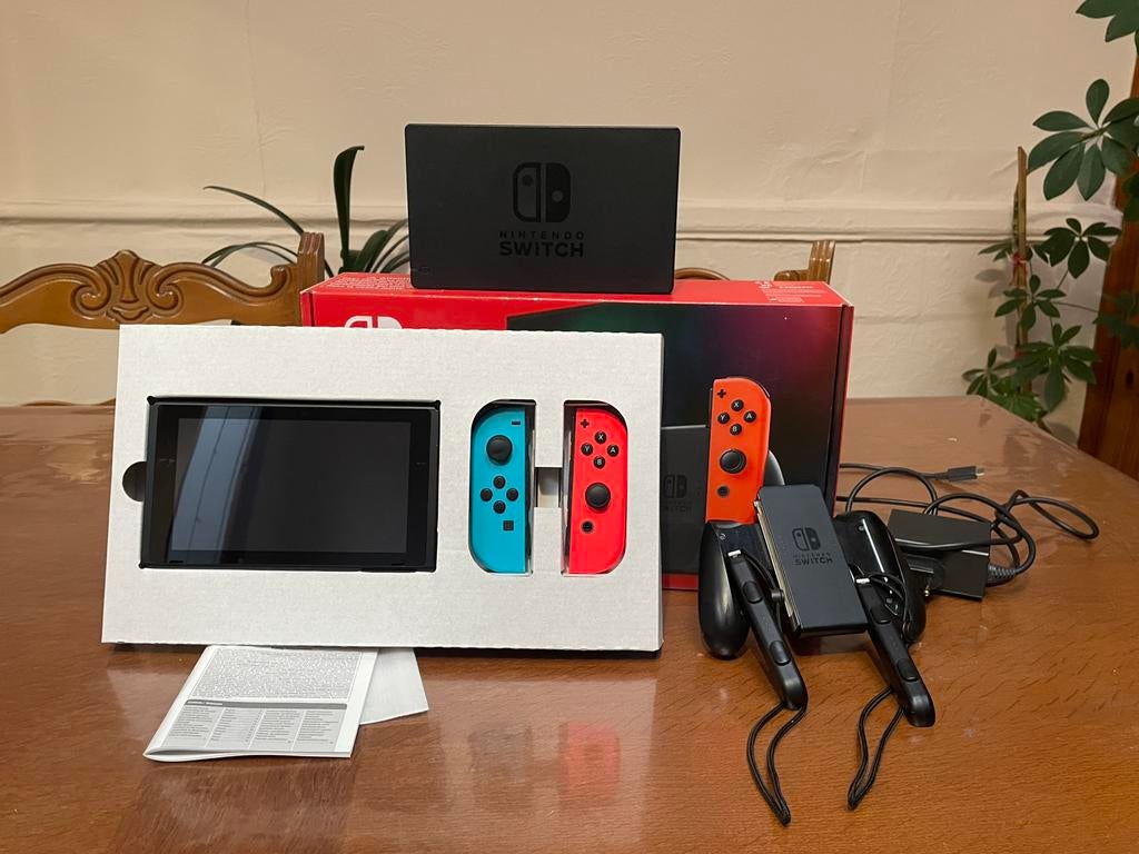 Nintendo Switch + Accessoires + Jeu Mario Kart 8 Deluxe., Enlèvement ou Envoi, Utilisé, Switch Original, Avec jeux