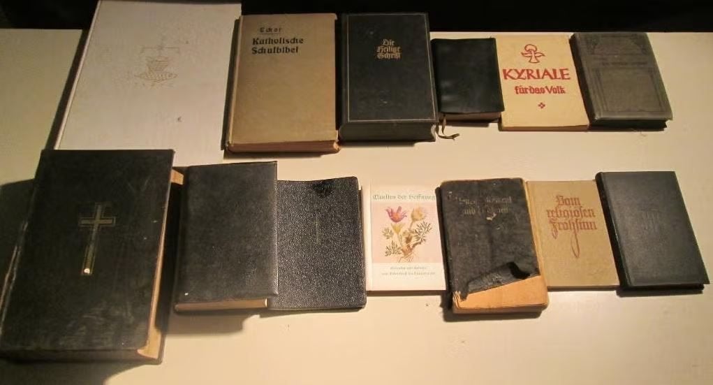 13 Antieke duitstalige godsdienstige Boeken, Boeken, Godsdienst en Theologie, Zo goed als nieuw, Ophalen of Verzenden