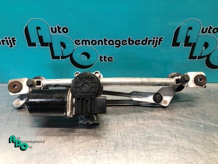Moteur + mécanique essuie-glace d'un Kia Picanto (Picanto 1, Autos : Pièces & Accessoires, Kia, -, 3 mois de garantie, Utilisé