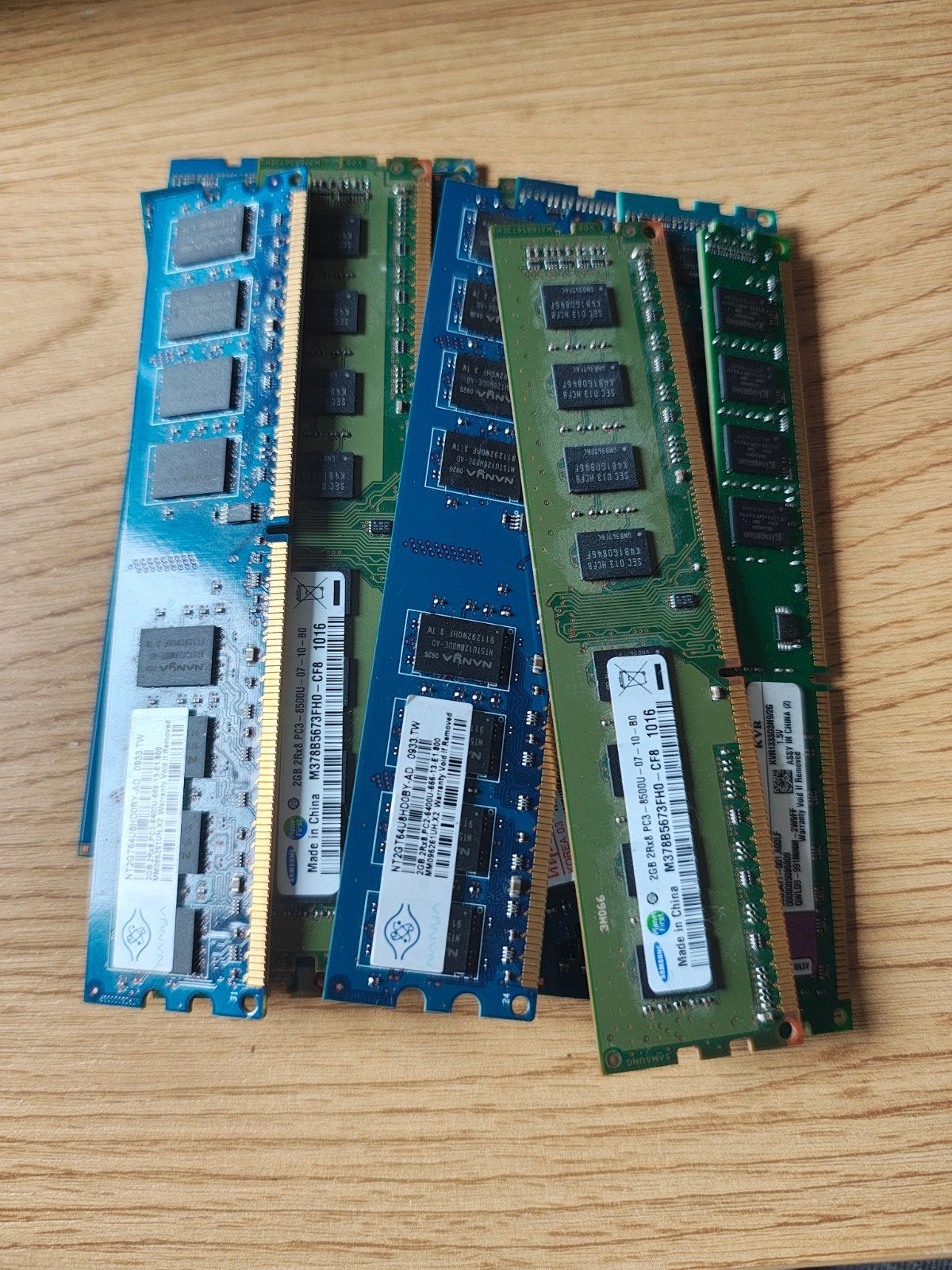 Lot de 19 barette 2go DDR3, Computers en Software, RAM geheugen, Ophalen of Verzenden, DDR3