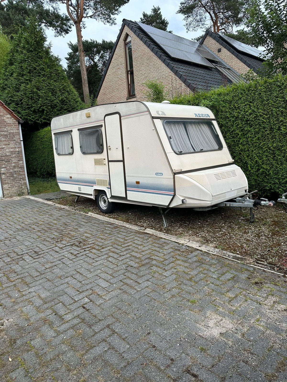 Caravan te koop, 750 - 1000 kg, Particulier, Adria, 4 tot 5 meter