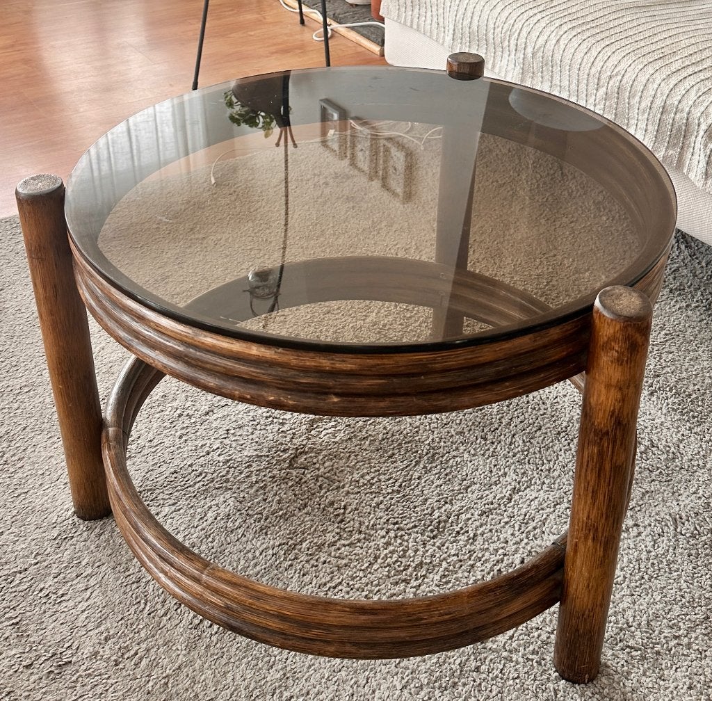 Table basse ronde vintage avec plateau en verre — bois/rotin, Enlèvement, Utilisé, 50 à 100 cm, 5 – 50