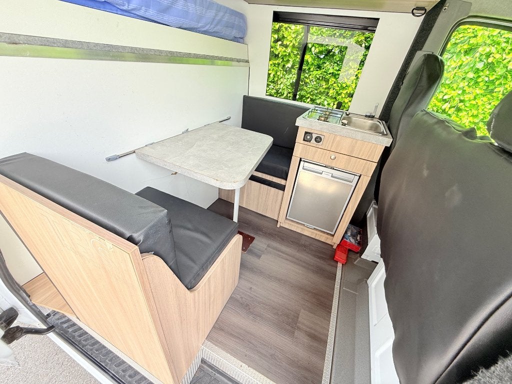 VW CRAFTER CAMPING CAR 3 PERSONNES GRAND GARAGE MOTO OU VELO, Caravanes & Camping, 6 à 7 mètres, Siège standard, Diesel, 6 à 7 mètres