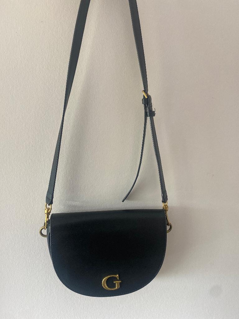 Handtas Guess, Handtassen en Accessoires, Tassen | Damestassen, Verzenden, Gebruikt, Zwart, Handtas