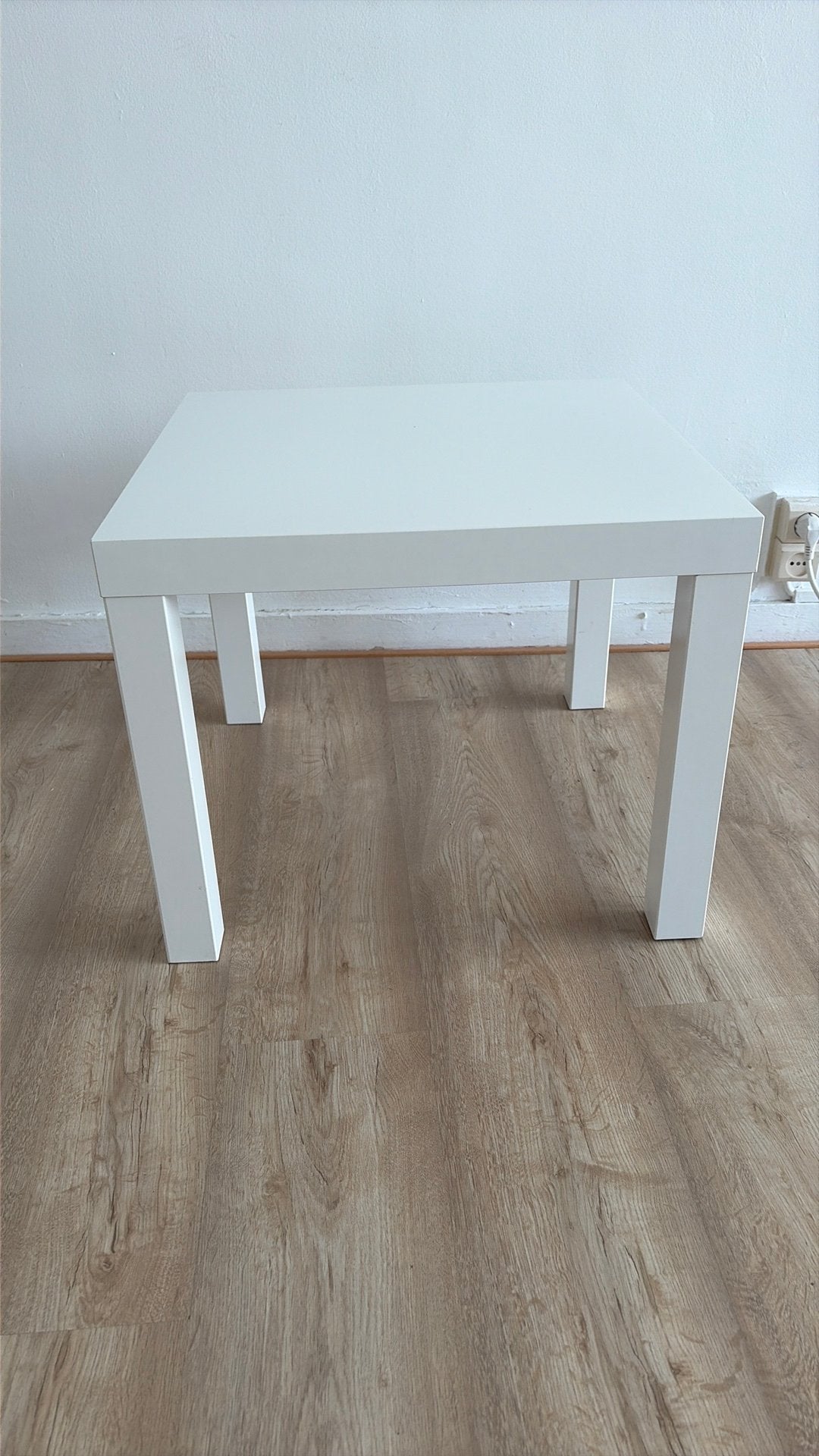 Wit bijzettafel van Ikea LACK, Ophalen, 50 – 75, Gebruikt, 50 tot 100 cm