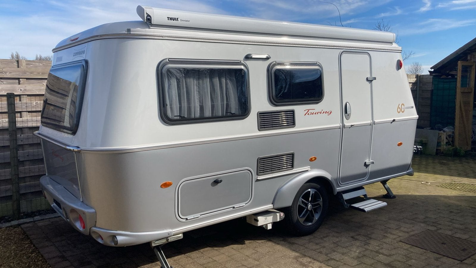 Eriba 530 Touring 60 jarige editie, 5 à 6 mètres, Poêle, Particulier, Siège standard