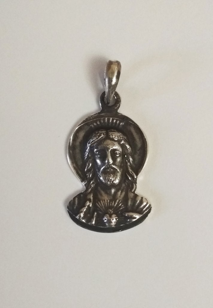 Zilveren hanger met een Jezus Christus-motief, Gebruikt, Verzenden, Kruis of Symbool, Zilver