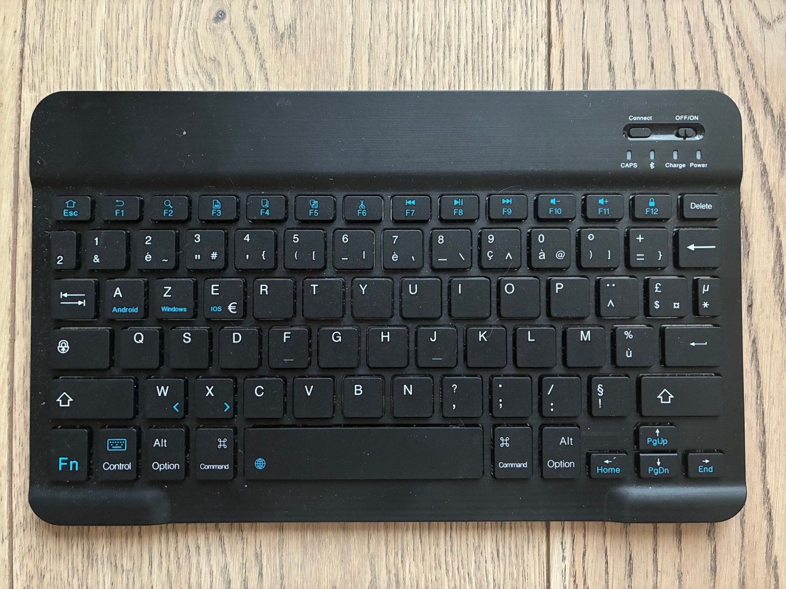 Toetsenbord AZERTY, Computers en Software, Ophalen of Verzenden, Azerty, Zo goed als nieuw
