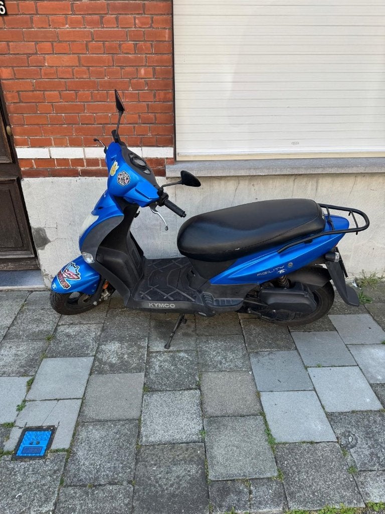 Scooter kymco
