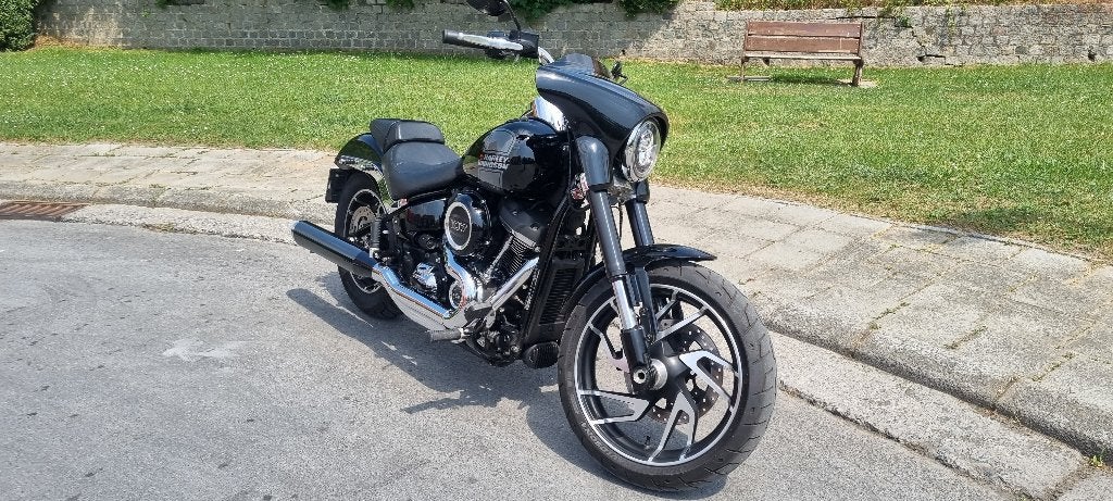 Harley sport glide, Motos, Permis Moto A, Plus de 35 kW, Chopper, 2 cylindres