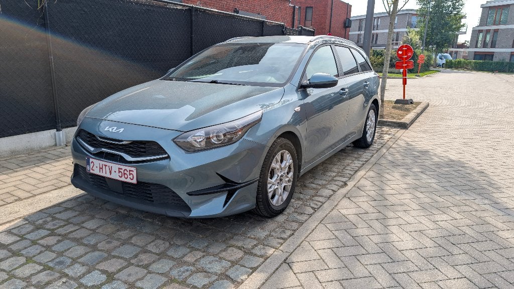 Kia Ceed SW 2022 | 1.0L | 72200km, Auto's, Voorwielaandrijving, Stof, 5 deurs, Particulier