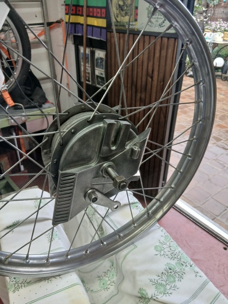 Roue à tambour à double frein, Enlèvement ou Envoi, Utilisé