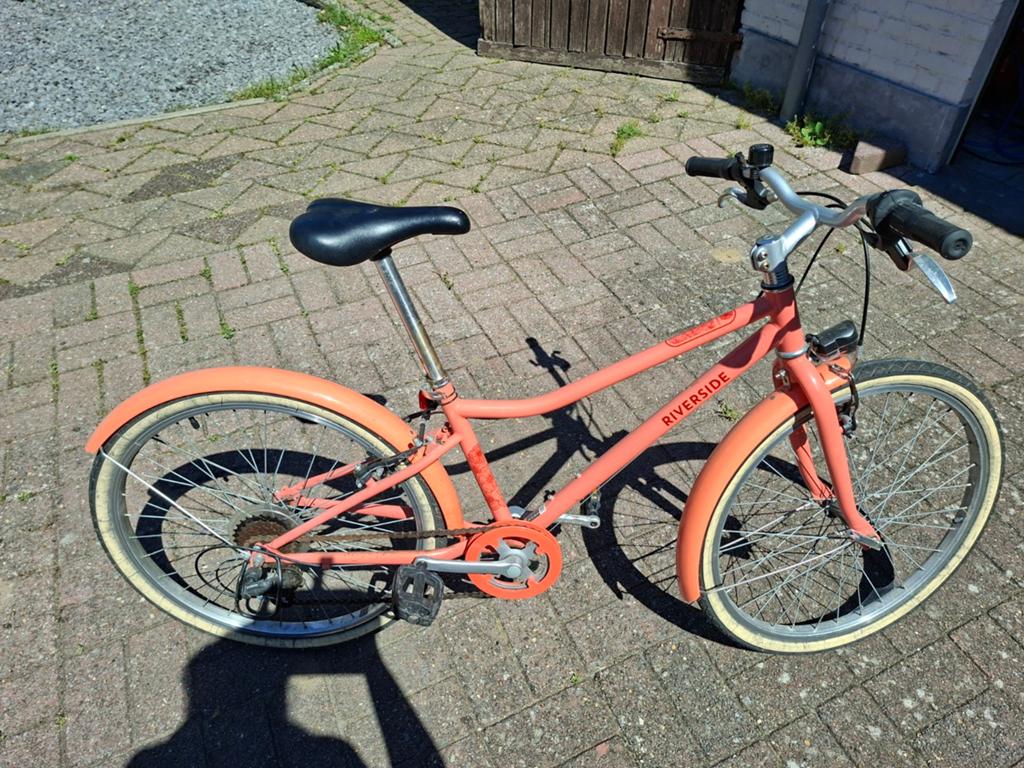 Meisjesfiets, koraalkleurig, Enlèvement, Utilisé