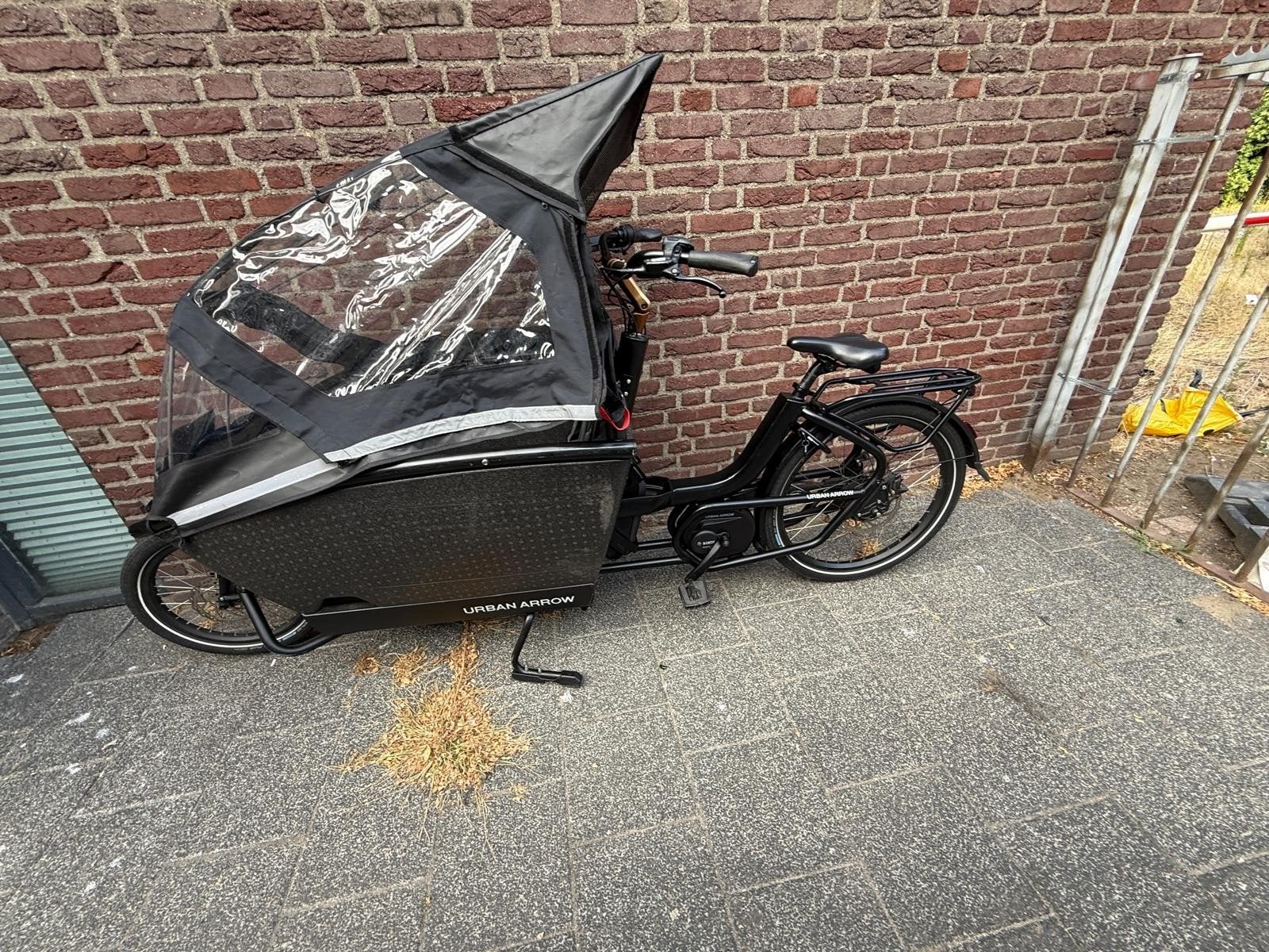 Urban Arrow 2023 - Nederland - Regenbuif - Lockride, 4 kinderen of meer, Elektrisch, Zo goed als nieuw, Schijfrem