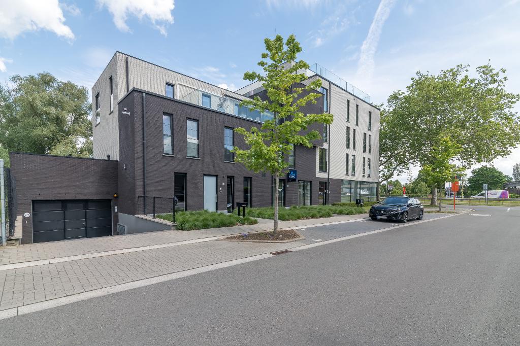 Ondergrondse autostaanplaats nabij het centrum Hasselt, Immo, Garages en Parkeerplaatsen, Hasselt