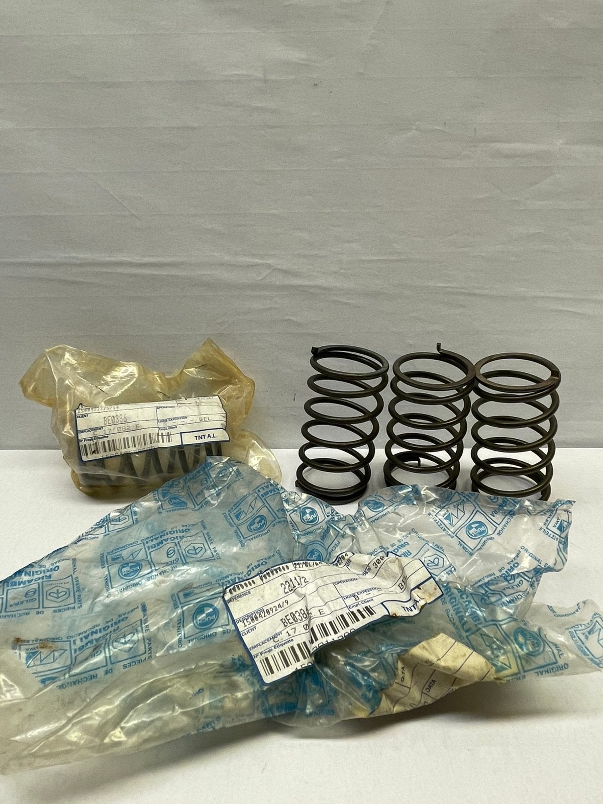 Piaggio clutch spring ciao,si,bravo,boss Nos, Ophalen of Verzenden, Nieuw