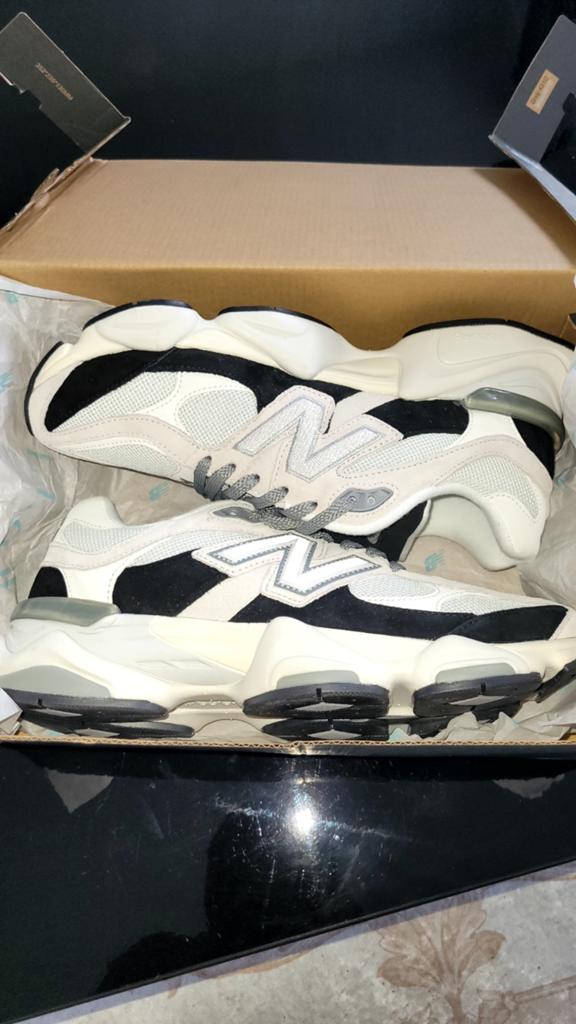 New Balance 9060 blanche