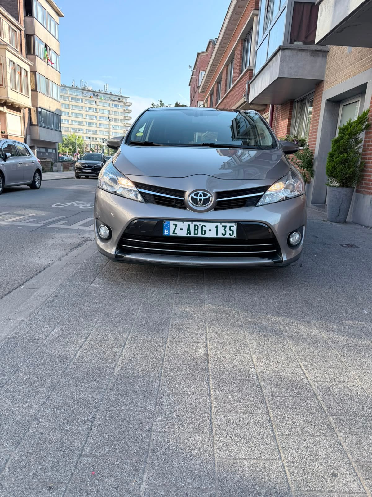 Toyota verso 7seats 161dkm full service 0485905657, Autos, Toyota, Euro 5, Entreprise, 7 places, Boîte manuelle
