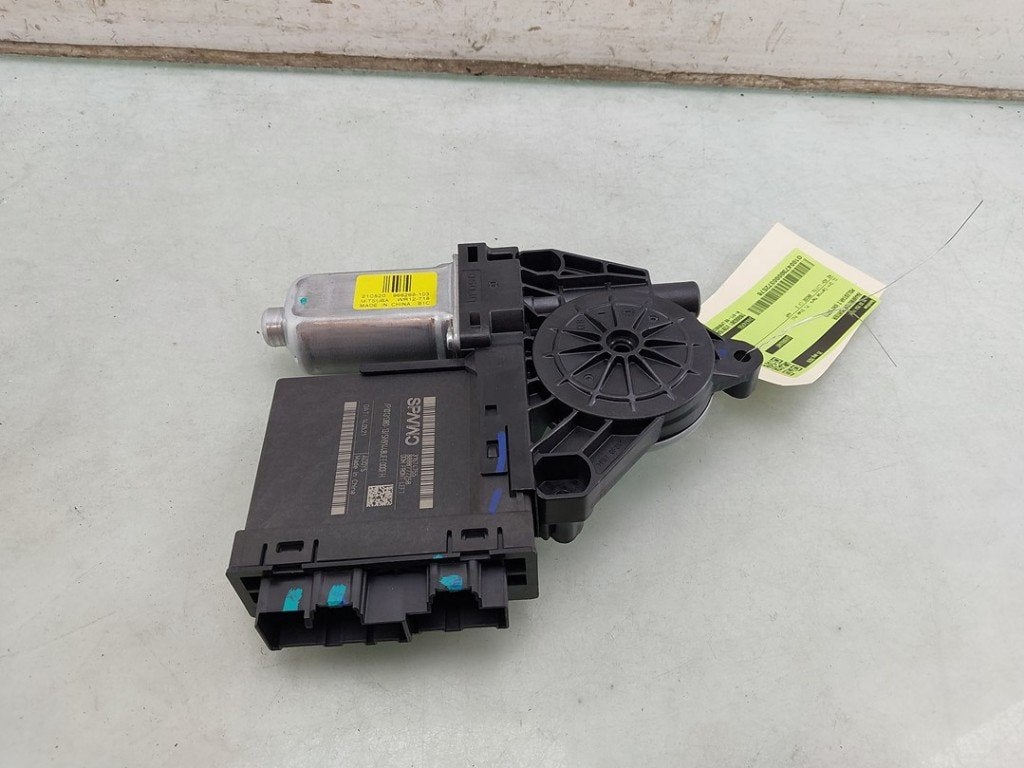 MOTEUR LEVE VITRE ELECTRIQUE Polestar 2 (|31674755|), Brose SE, Info@brose.com, Utilisé, Max-Brose-Straße 1
96450  Coburg, DE