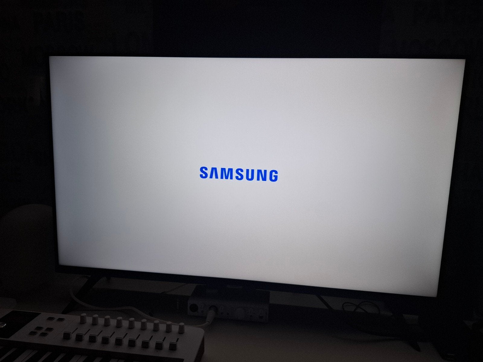 Samsung 43 inch 4k smart tv. Crystal uhd led, Audio, Tv en Foto, Televisies, Ophalen, LED, Samsung, 4k (UHD)