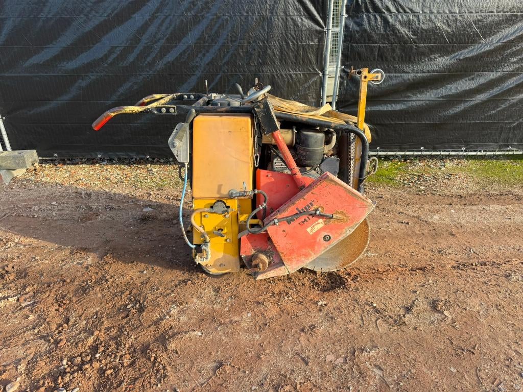 Scie à béton Weber., Enlèvement, Utilisé