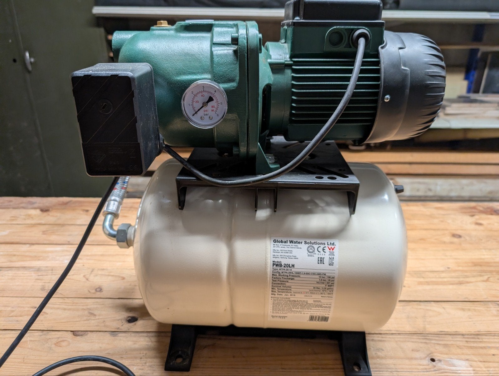 Aquajet 102/20M, Ophalen, Gebruikt, Elektrisch, Hydrofoorpomp