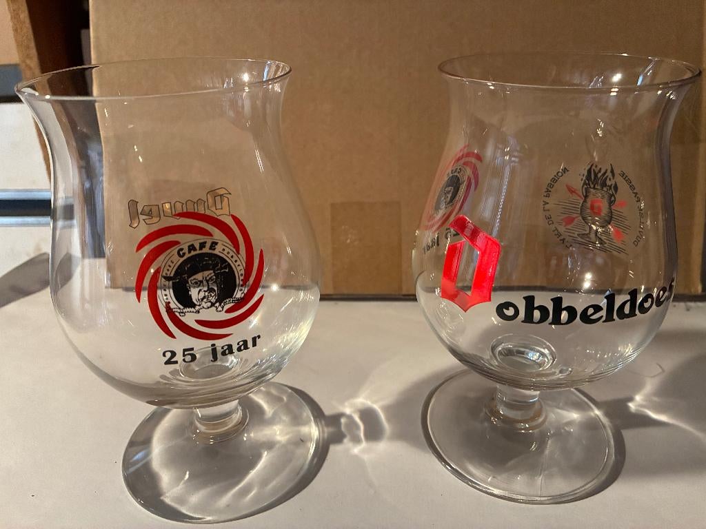 2 verschillende duvel Dobbeldoes 25 jaar, Ophalen of Verzenden, Nieuw, Glas of Glazen, Duvel