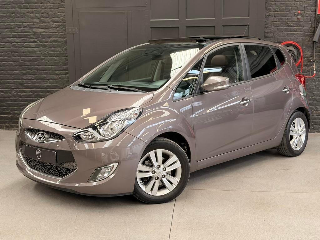 Hyundai IX20 automaat #72000km benzine, Euro 5, 1591 cc, 4 cilinders, Leder en Stof