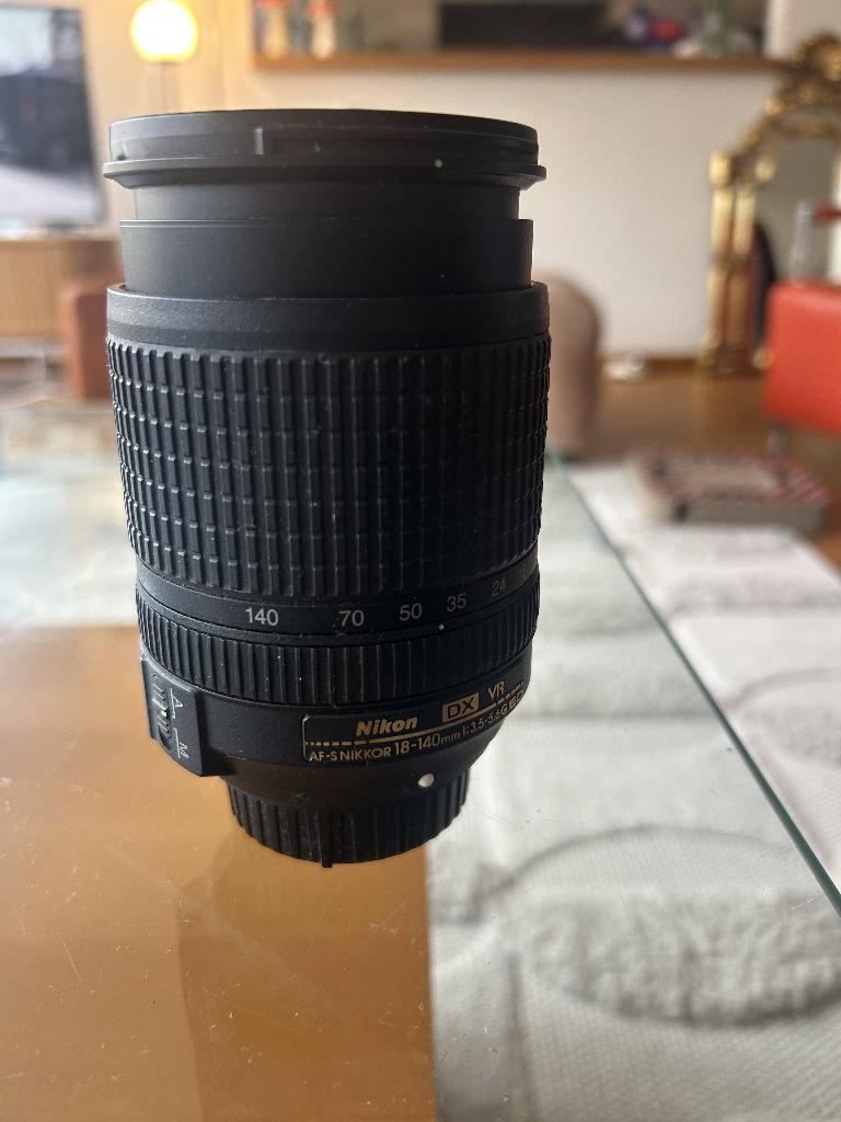 Nikon Objectif 18-140mm f/3.5-5.6G AF-S DX ED VR, TV, Hi-fi & Vidéo, Enlèvement ou Envoi, Nikon