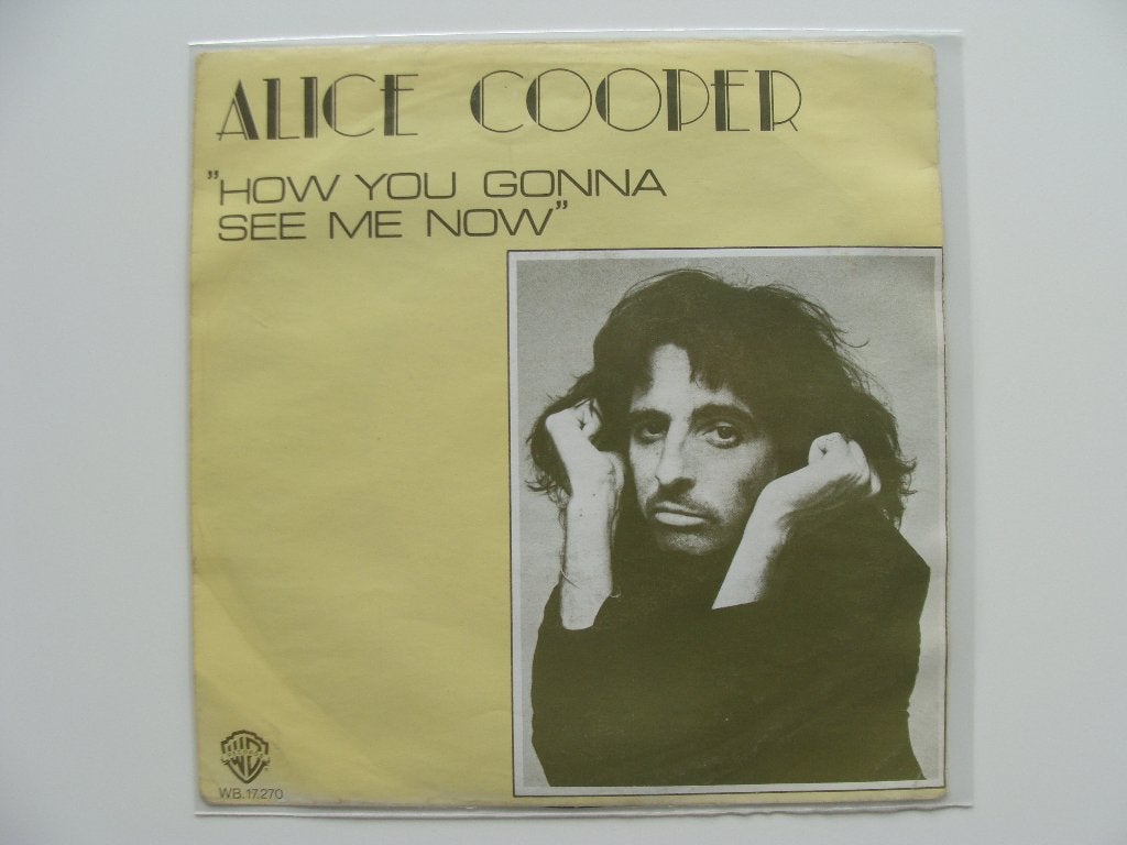 Alice Cooper – How You Gonna See Me Now (1978), Beschermende buitenhoes, Ophalen of Verzenden, 7 inch, Rock en Metal