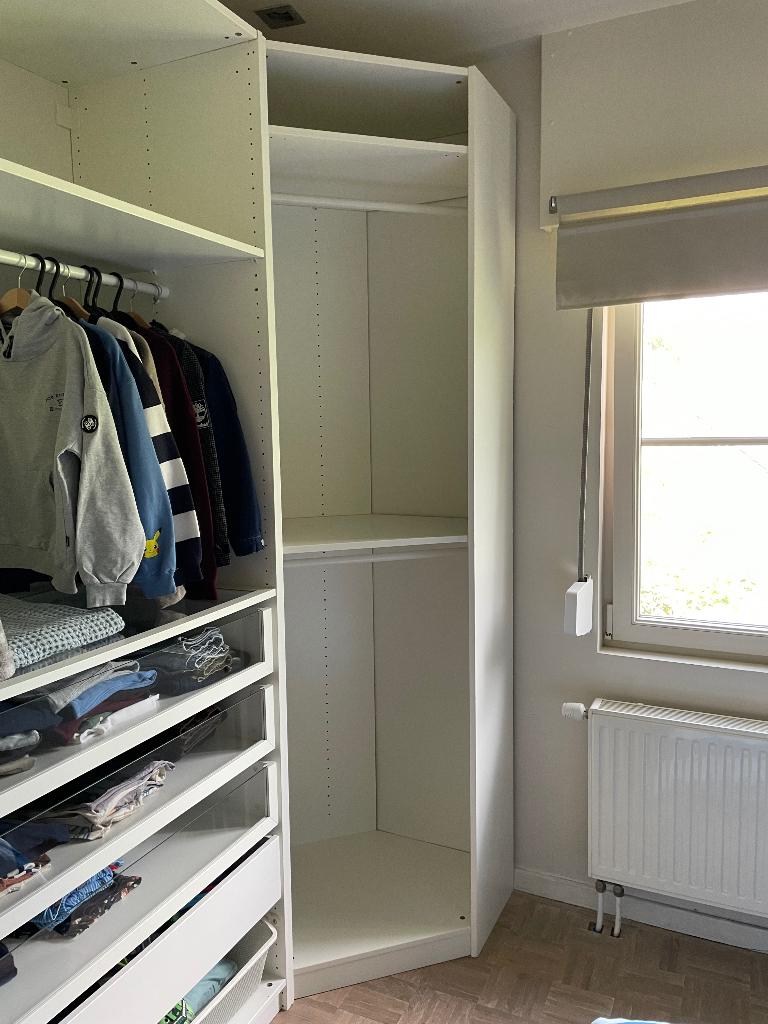 Witte Ikea hoekkast Pax, Huis en Inrichting, Ophalen, Gebruikt, 200 cm of meer, Met plank(en)