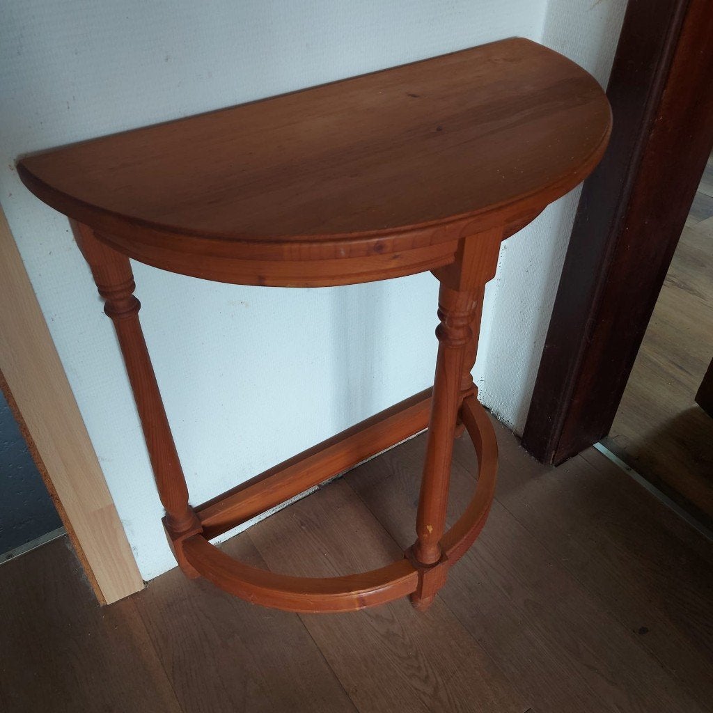 Halfrond grenen tafeltje, Huis en Inrichting, Ophalen, Zo goed als nieuw, Hout