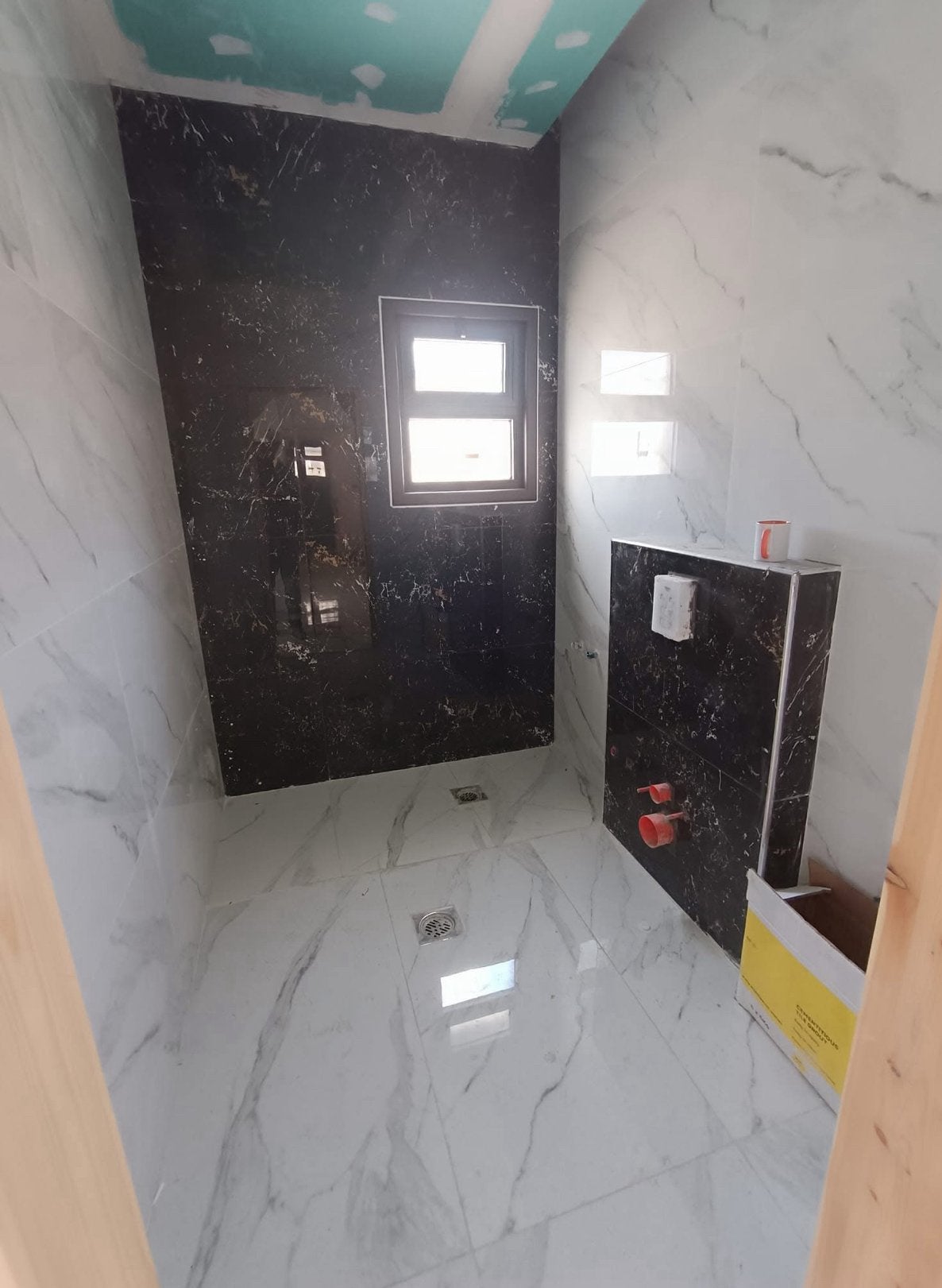 #Travaux de #rénovation 0492363428, Enlèvement ou Envoi, Comme neuf