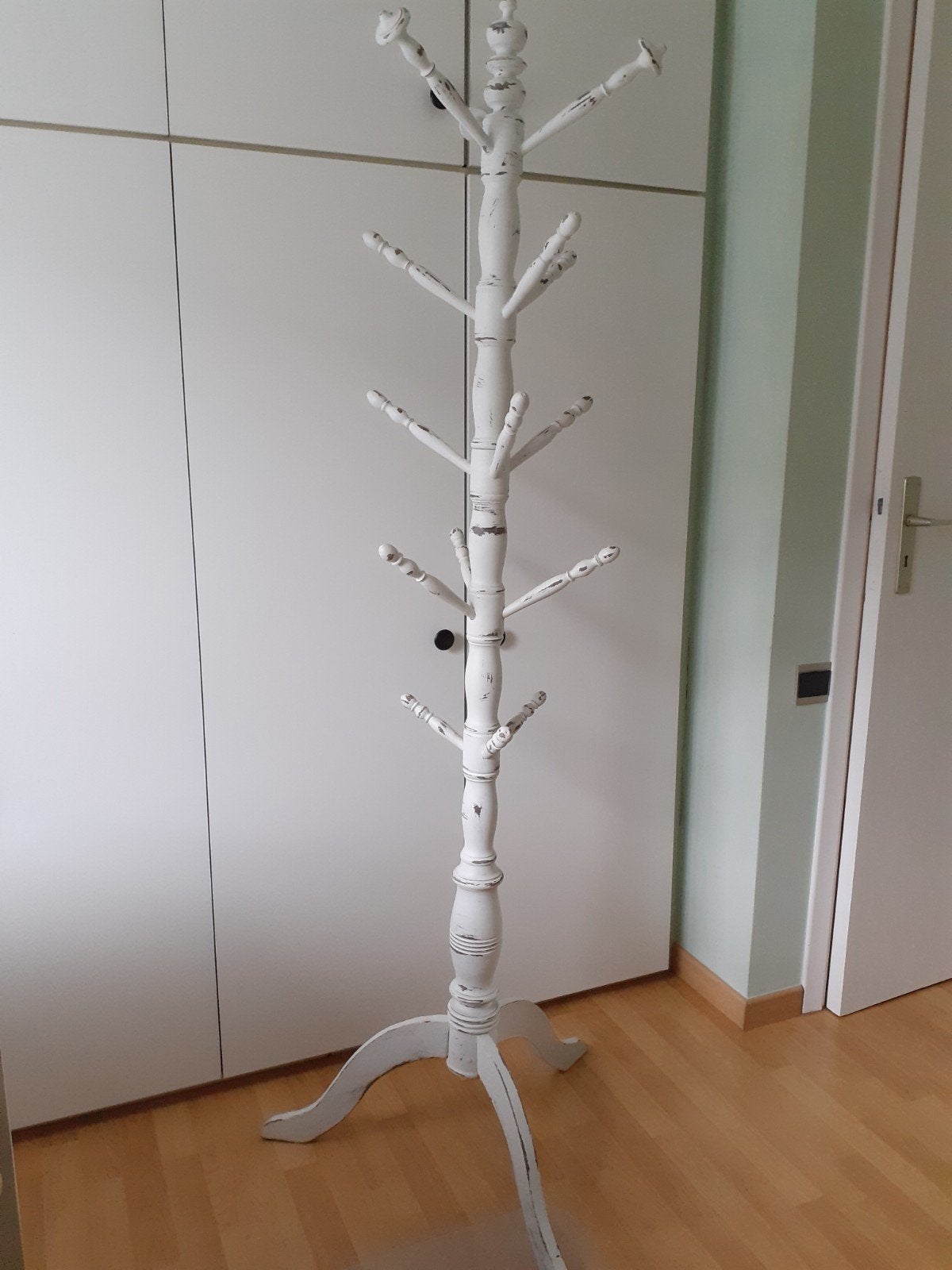 porte-manteau ancien patiné blanc, Ophalen