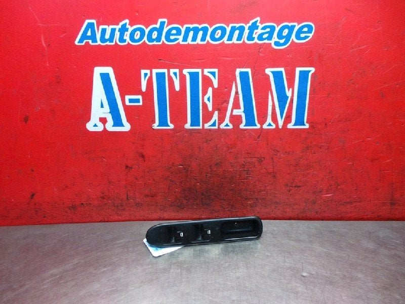 COMMUTATEUR VITRES ELECTRIQUES Peugeot 307 (3A / C/D), Kontakt-peugeot@peugeot.com, Utilisé, Peugeot Deutschland GmbH, Bahnhofsplatz
65423  Rüsselsheim, DE