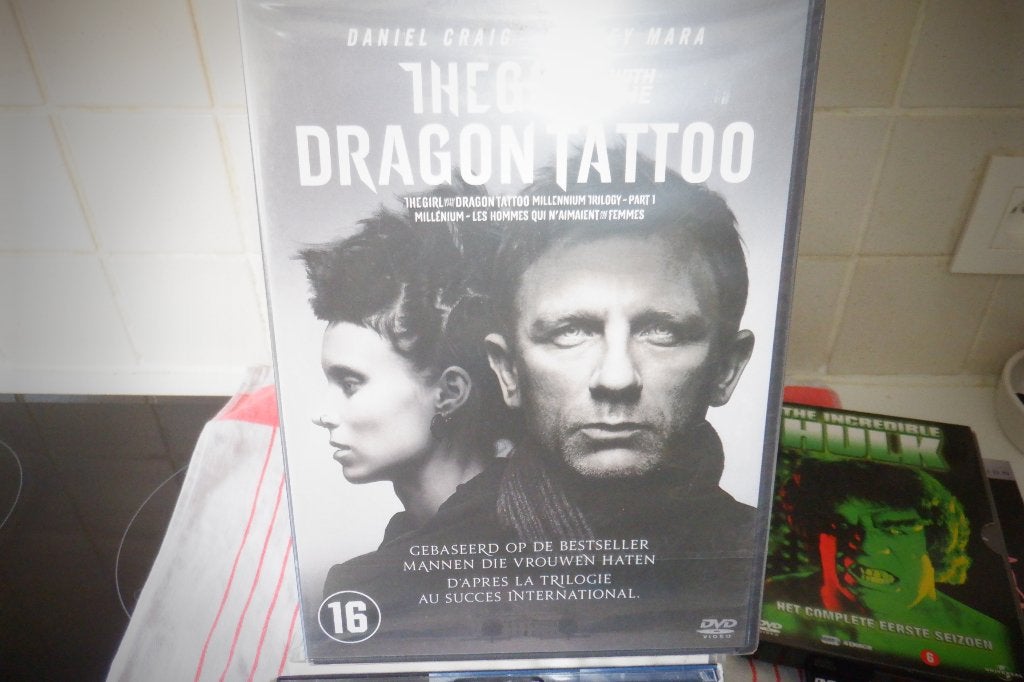 DVD The girl With The Dragon Tatoo.SEALED !, Vanaf 16 jaar, Verzenden, Nieuw in verpakking, Actiethriller