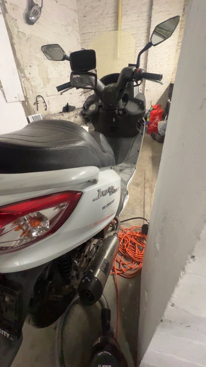 Sym joyride evo 125cc, Fietsen en Brommers, Ophalen, Zo goed als nieuw