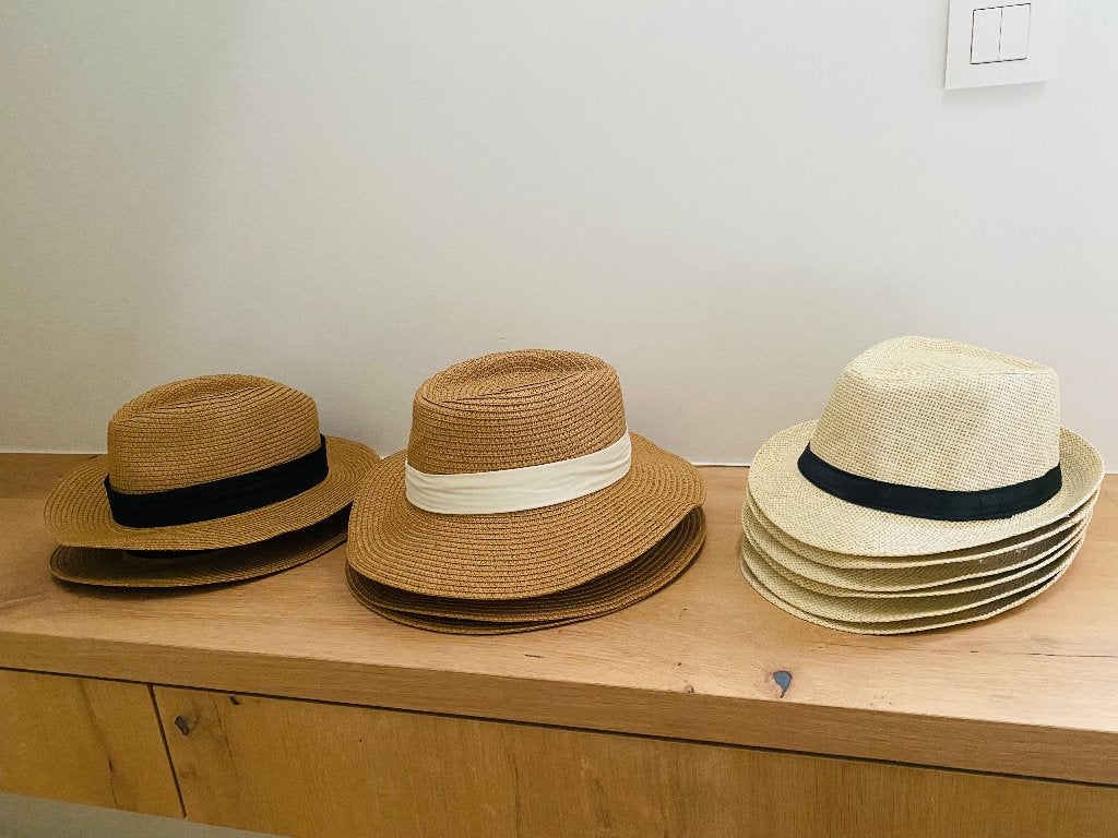Strohoedjes ideaal voor tuinfeest, Vêtements | Femmes, Chapeaux & Casquettes, Enlèvement, Neuf, Chapeau