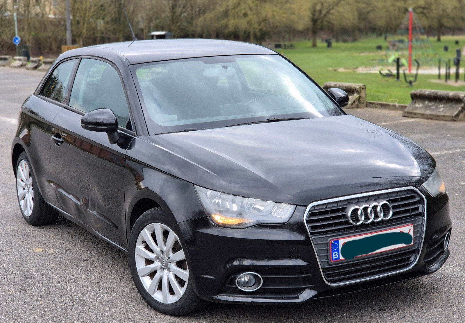 audi A1 16tdi 2010.130mkm 1prop gps clima ctok 5900€, Autos, Euro 5, A1, Boîte manuelle, Noir