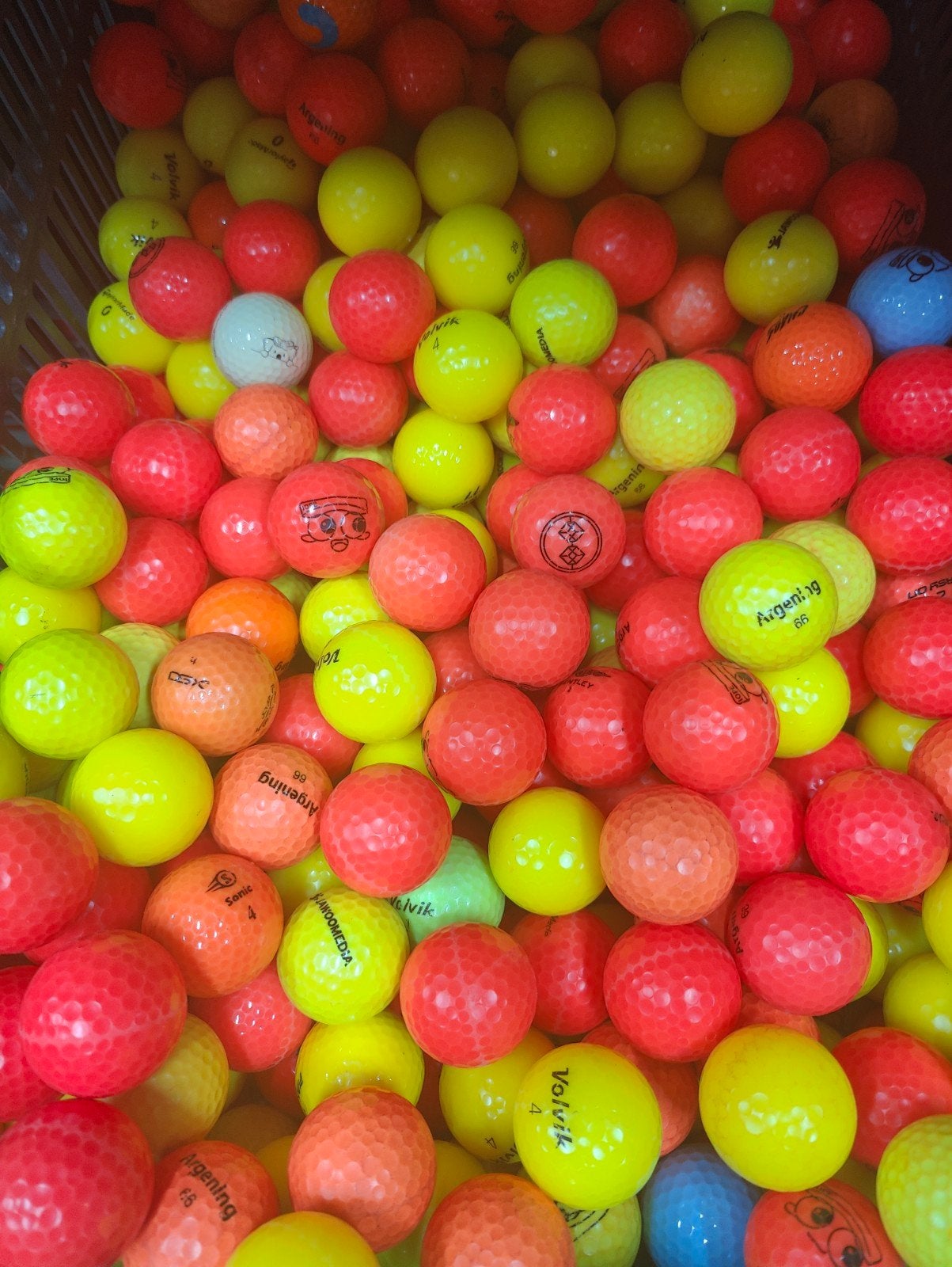gekleurde golfballen 100 stuks, Ophalen of Verzenden