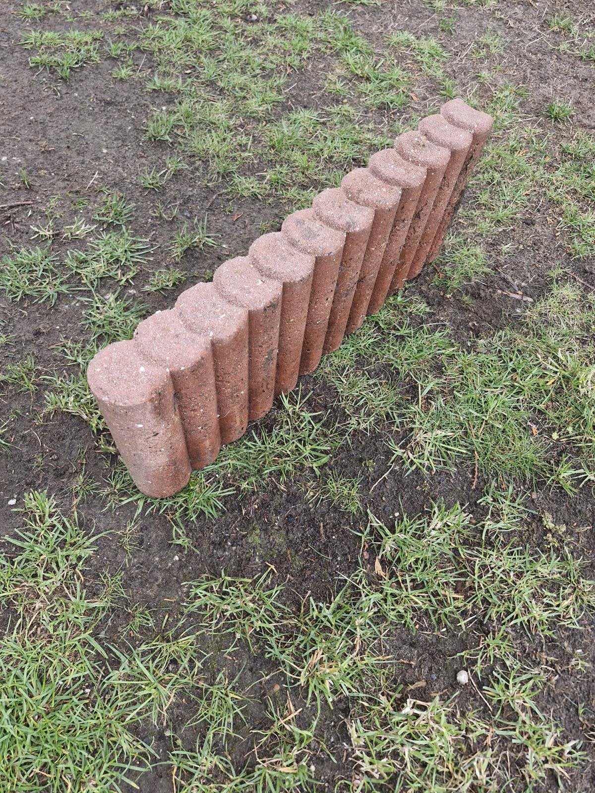 Bordsteen rood 12 stuks gratis, Ophalen, Gebruikt, Beton